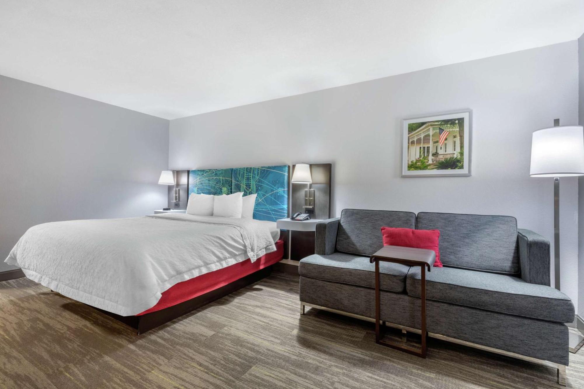 Hampton Inn Брукхейвън Екстериор снимка